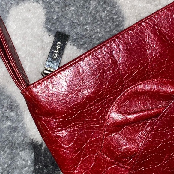 HOBO international bow wristlet - Picture 3 of 10